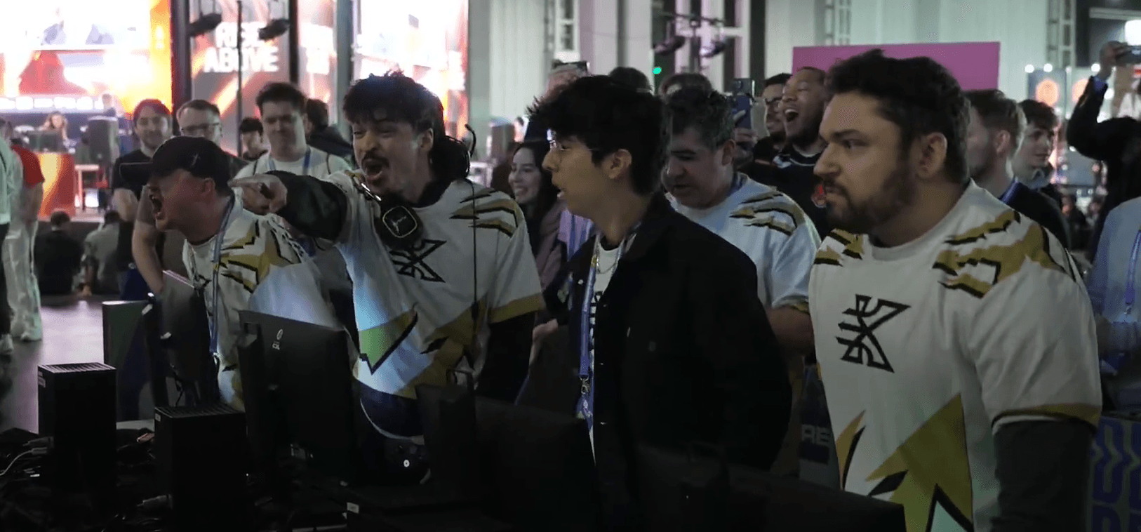 Kraken Seas supporters cheering at a Halo event